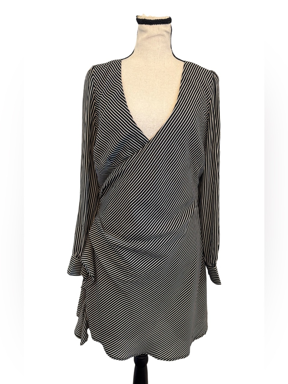 BB Dakota Black White Striped Wrap Dress Size 10 Long Sleeve NWT